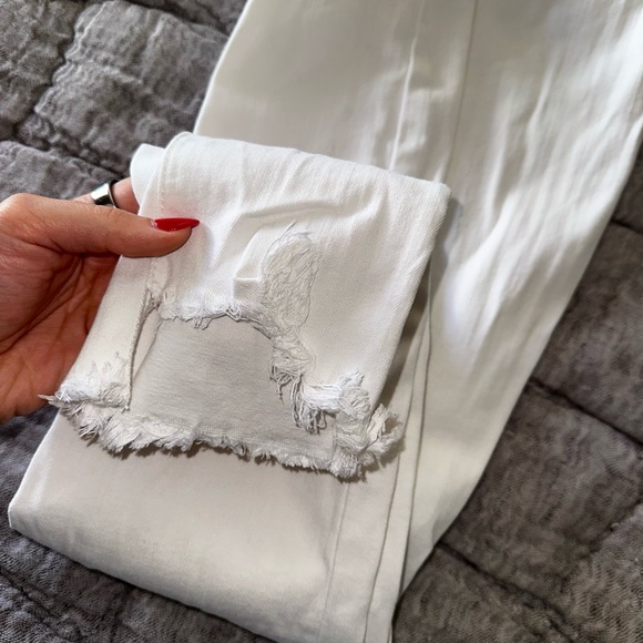 Joe’s Jeans - Skinny/Straight Leg - White Jeans - Size 25 - Picture 4 of 6